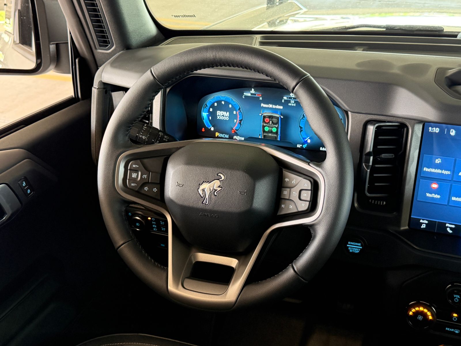 New 2026 Avalanche Gray Ford Badlands image 19