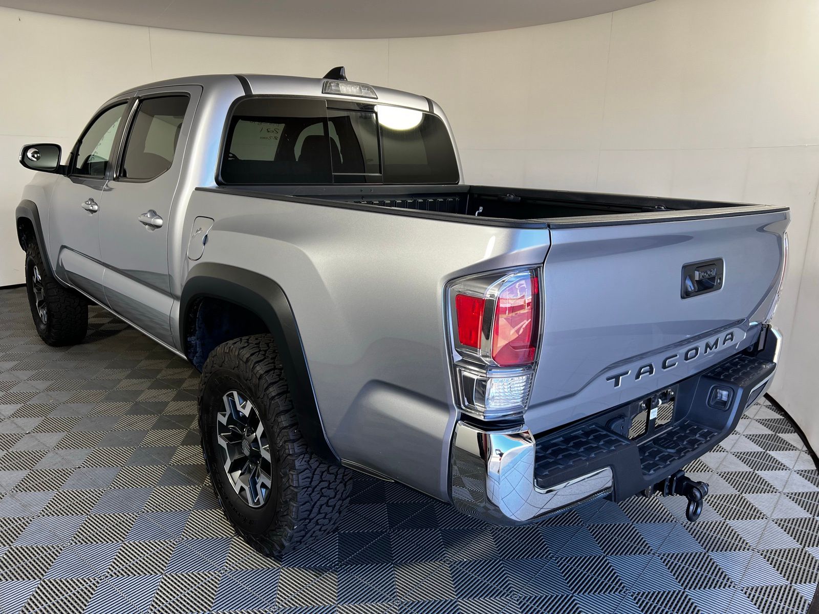 Thumbnail: 2021 Toyota Tacoma - 7