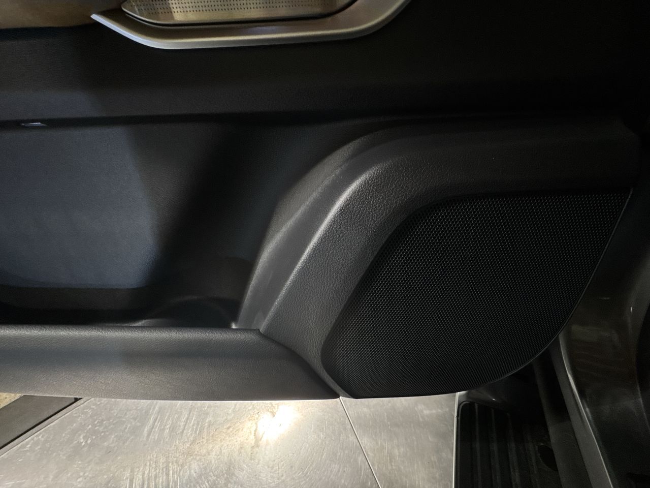 2025 Infiniti QX80 Sensory photo 16
