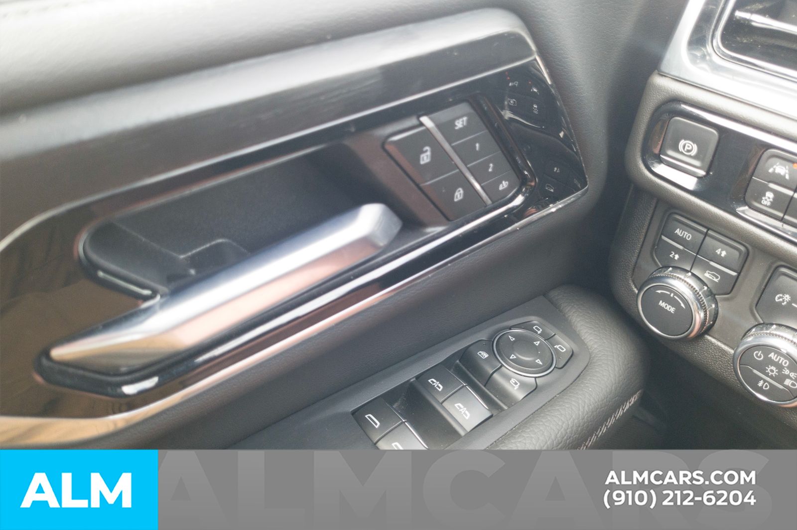 Used 2025 Summit White GMC Denali image 35