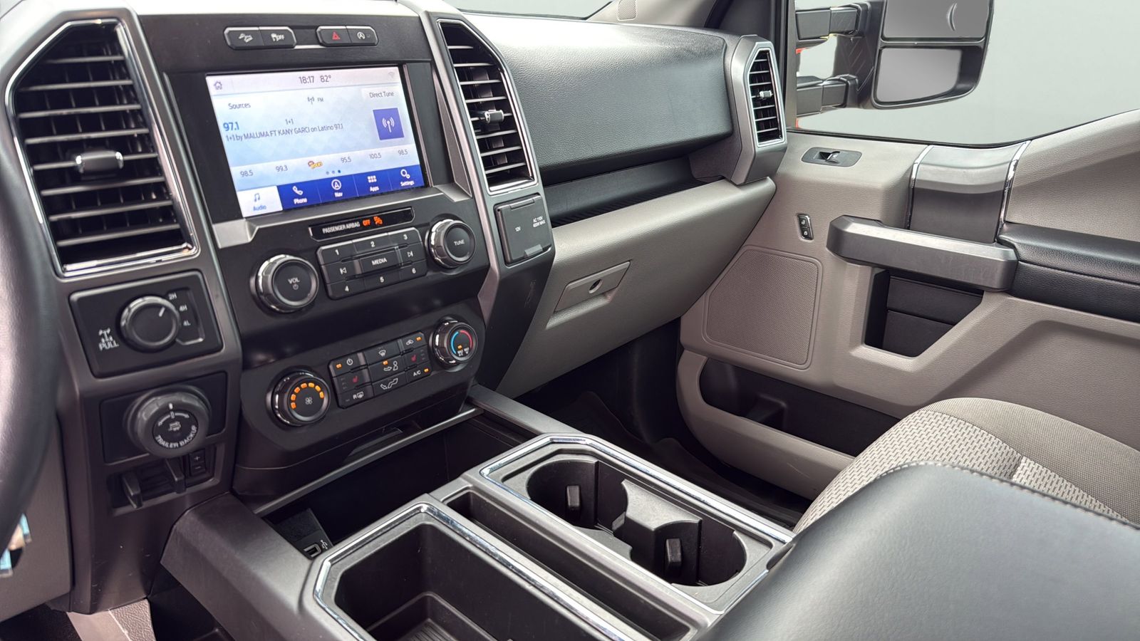 Used Car 2020 Ford F-150  Xlt For Sale Under $35,000 In Austin, Texas