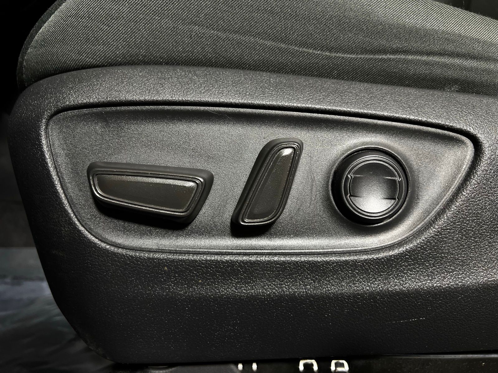 Thumbnail: 2024 Toyota RAV4 - 14