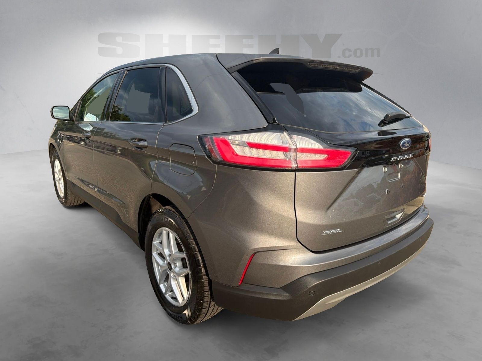 Certified Used 2024 Carbonized Gray Metallic Ford SEL image 15