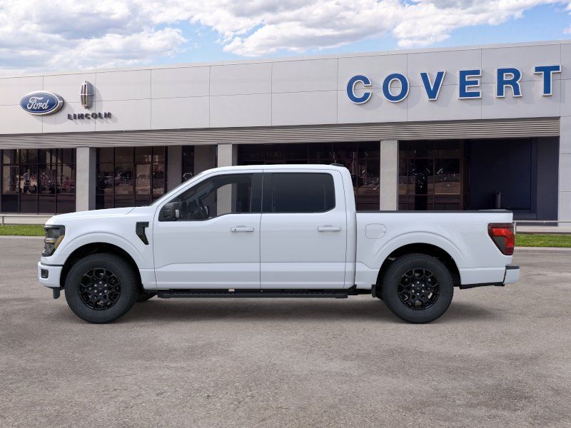 New 2026 White Ford XLT image 3