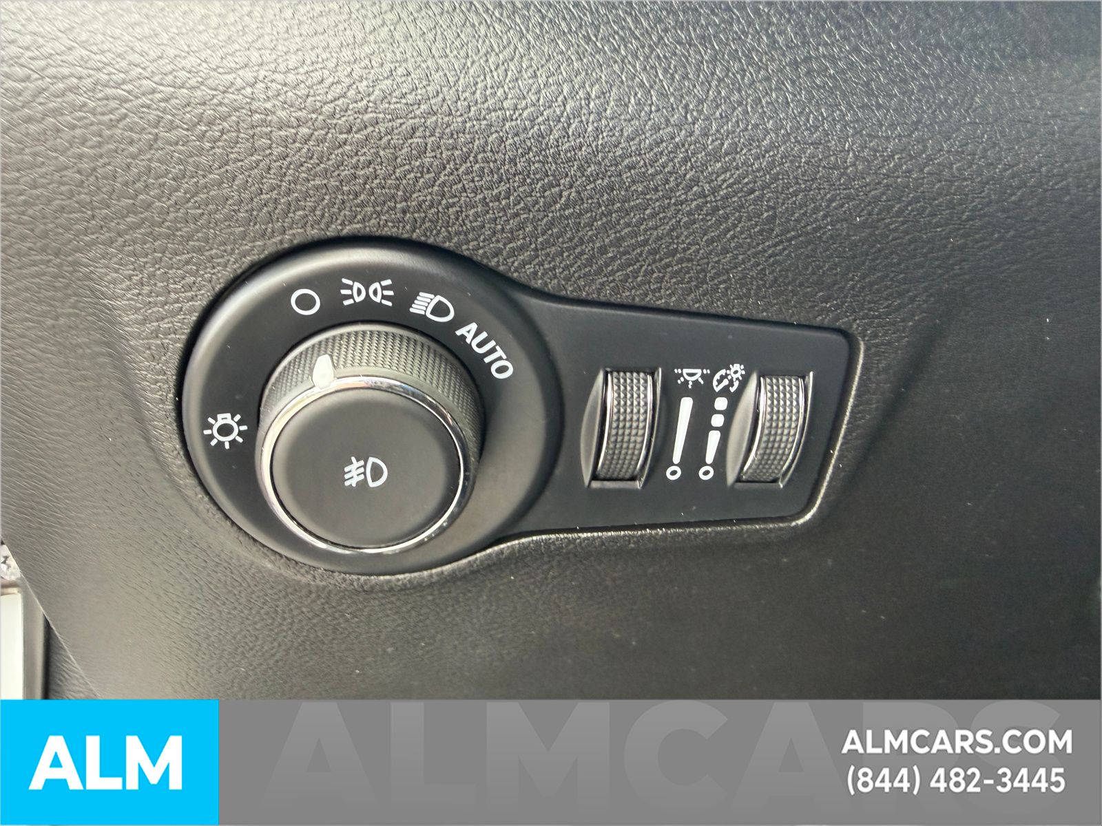 Used 2025 Bright White Clearcoat Jeep Limited image 28