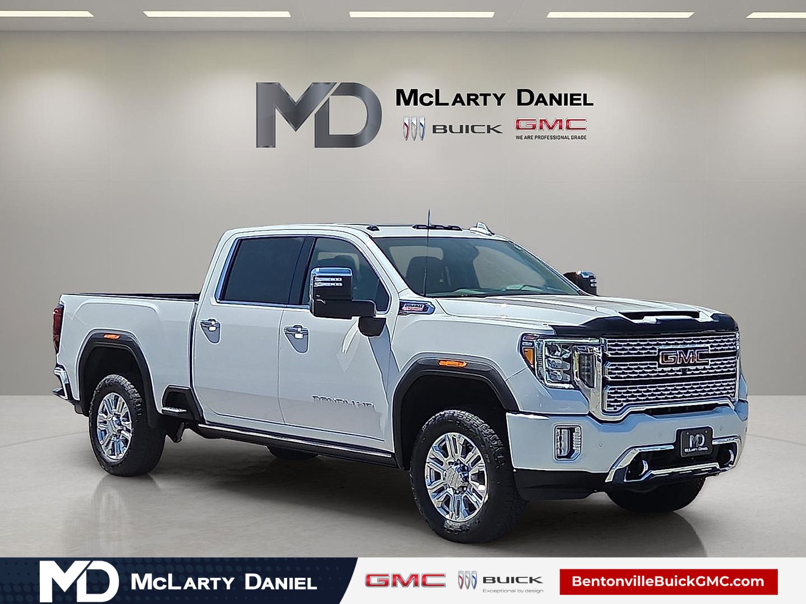 White Frost Tricoat 2021 GMC Sierra 3500HD Denali Crew Cab 4WD Pickup Truck Four-Wheel Drive Automatic