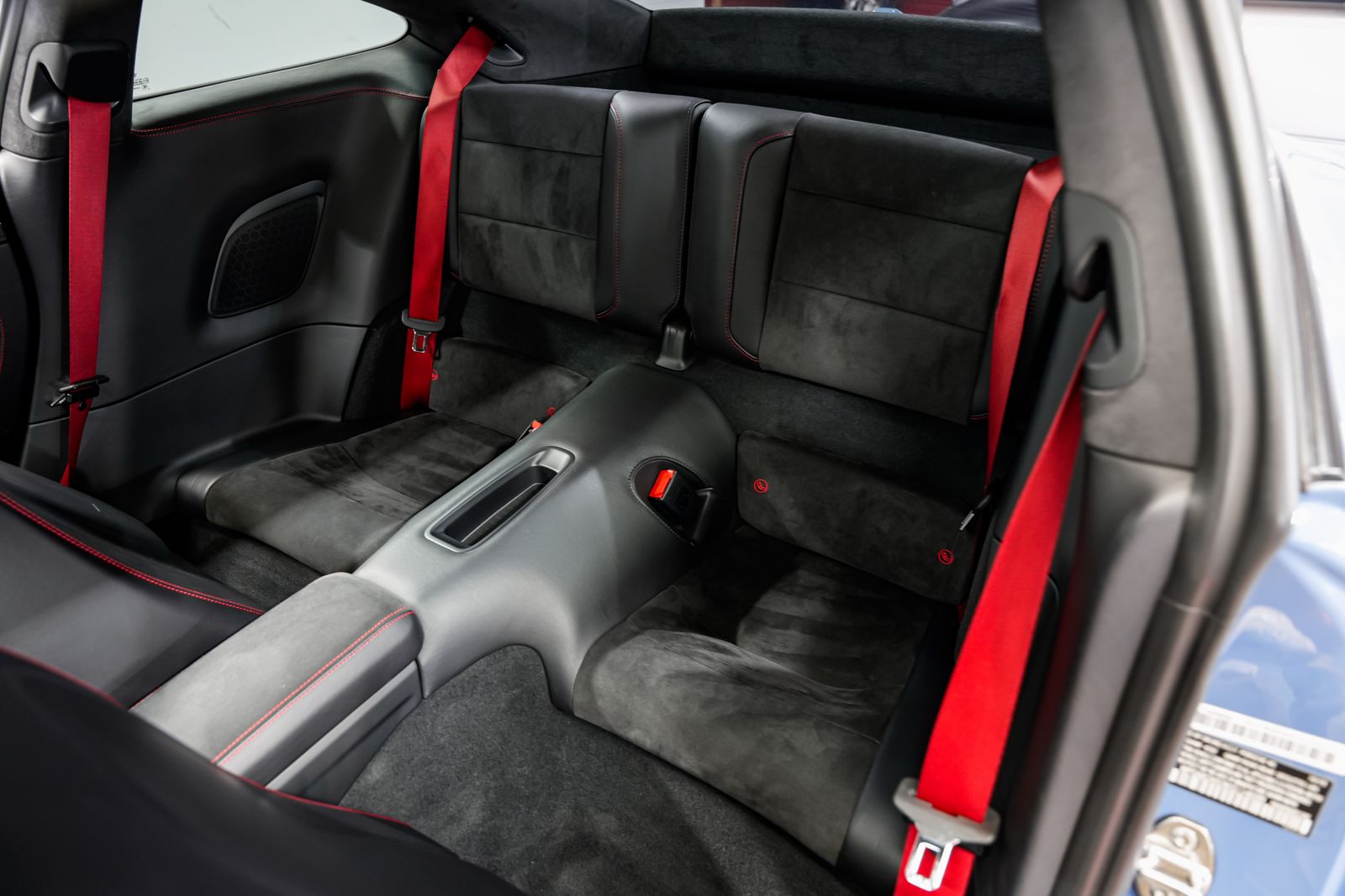 2019 Porsche 911 Carrera 4 GTS — photo 23