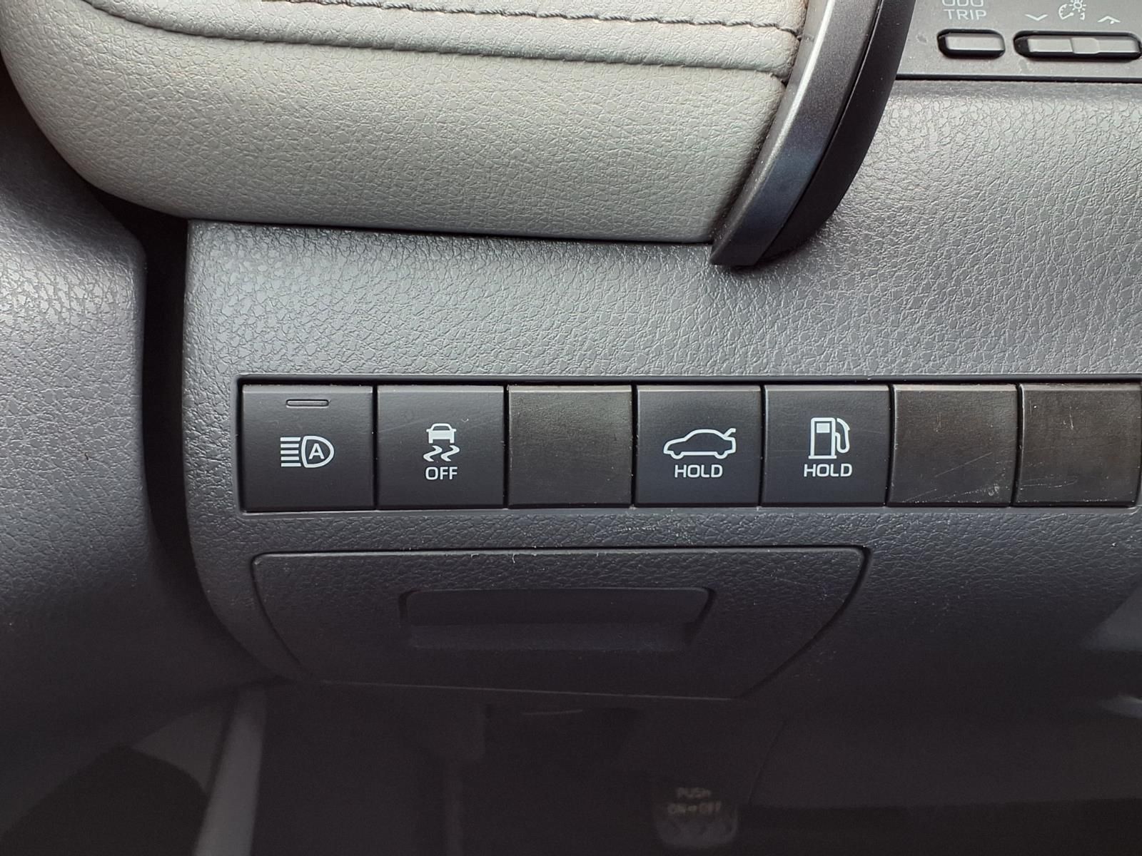 2021 Toyota Camry SE Gray at Autostrade