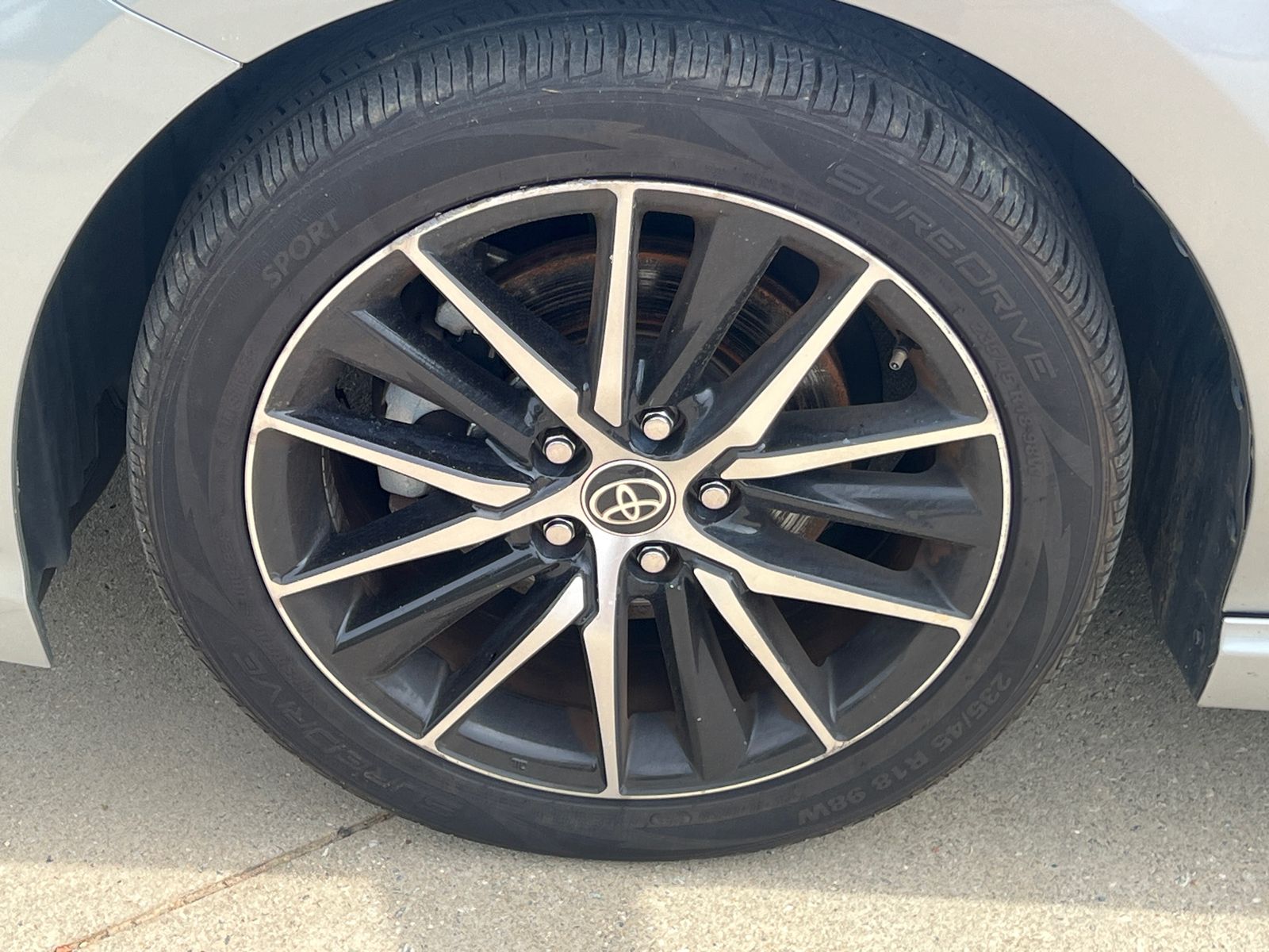 2022 Toyota Camry SE photo 12