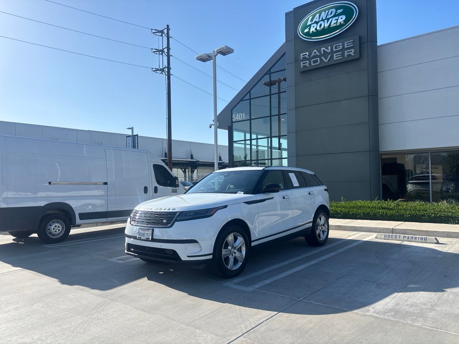 Fuji White 2026 Land Rover Range Rover Velar SUV / Crossover All-Wheel Drive 8-Speed Automatic