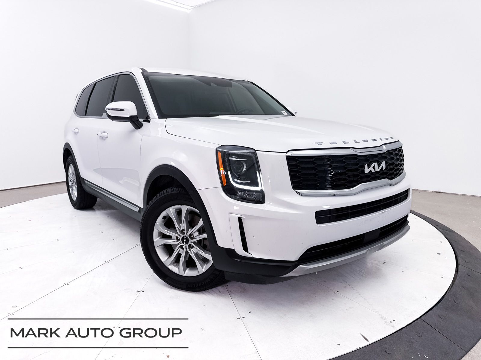 2022 Kia Telluride LX
