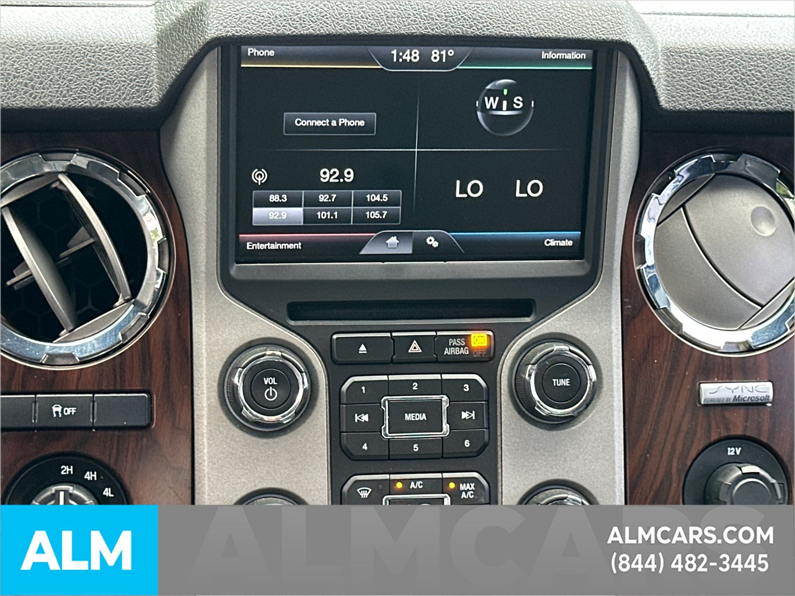 Used 2015 Black Ford Lariat image 31