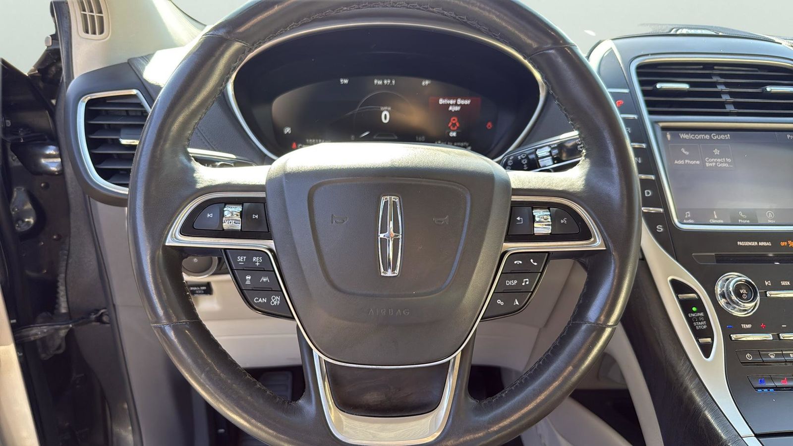Used Car 2020 Lincoln Nautilus  Reserve For Sale Under $20,000 In Austin, Texas