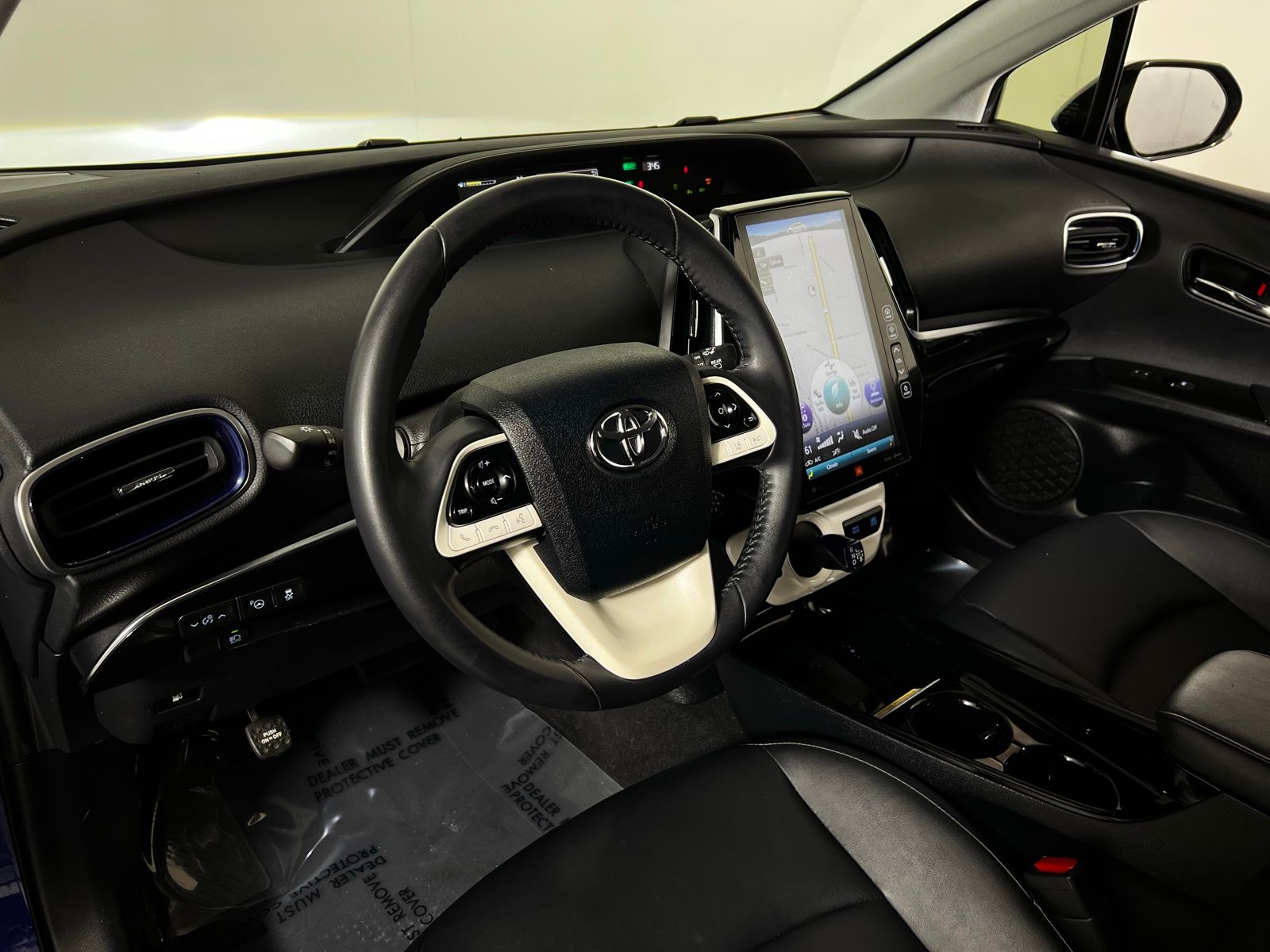 Thumbnail: 2018 Toyota Prius - 12