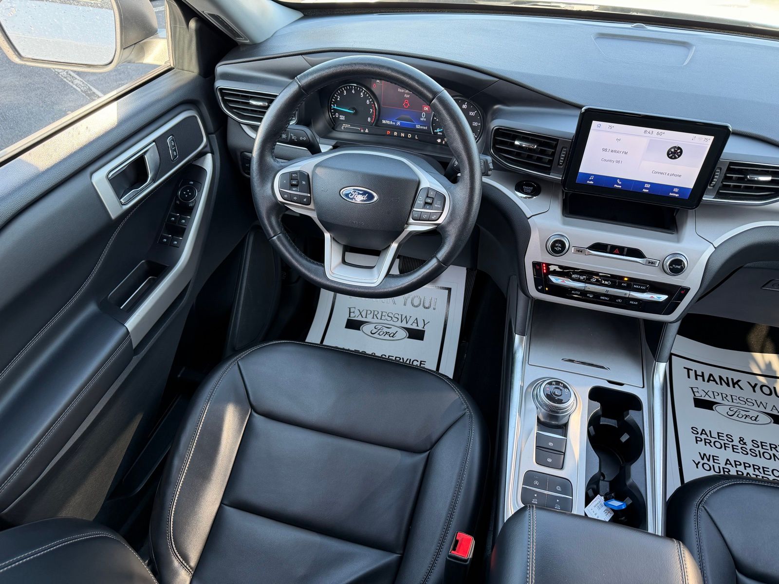 2024 Ford Explorer image 17