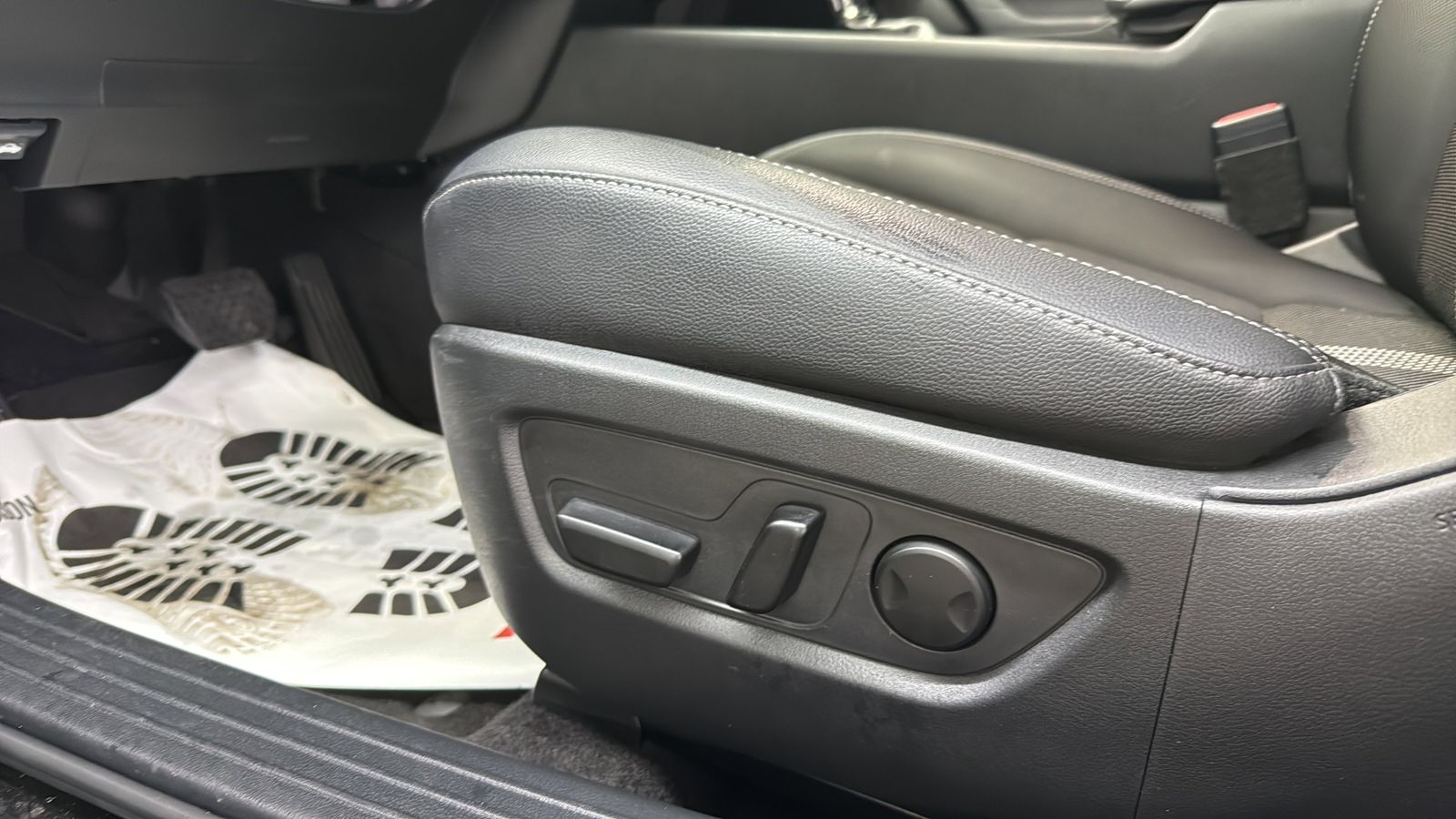 Used Car 2024 Mazda Cx-50  2.5 S Premium Package For Sale Under $30,000 In Austin, Texas