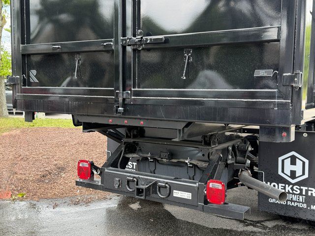 2025 Ford F-550 Super Duty Chassis Cab XL - Photo 14