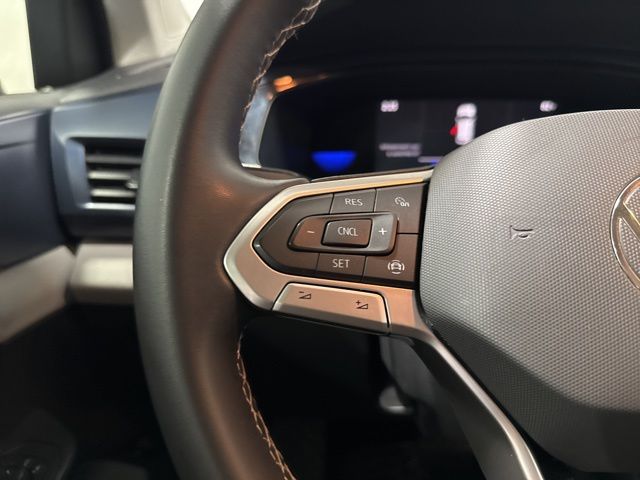 Used Car 2022 Volkswagen Taos  1.5t Se For Sale Under $20,000 In Austin, Texas