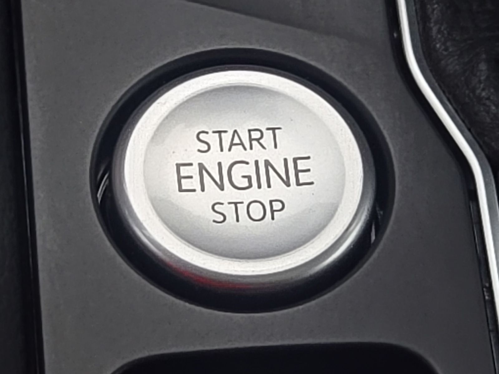 Used 2023  Volkswagen 3.6L V6 SEL Premium R-Line image 52