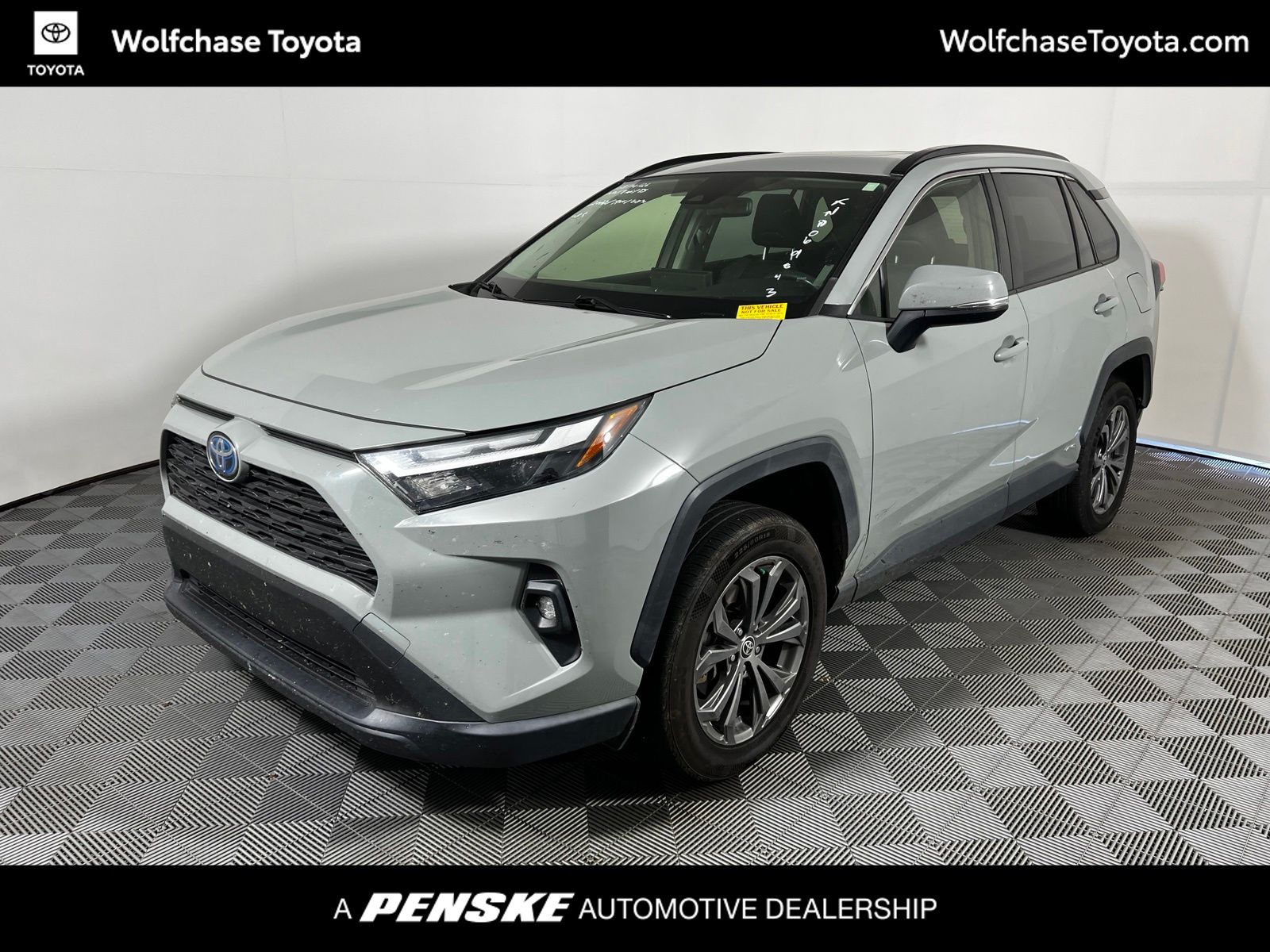 Thumbnail: 2022 Toyota RAV4 - 1
