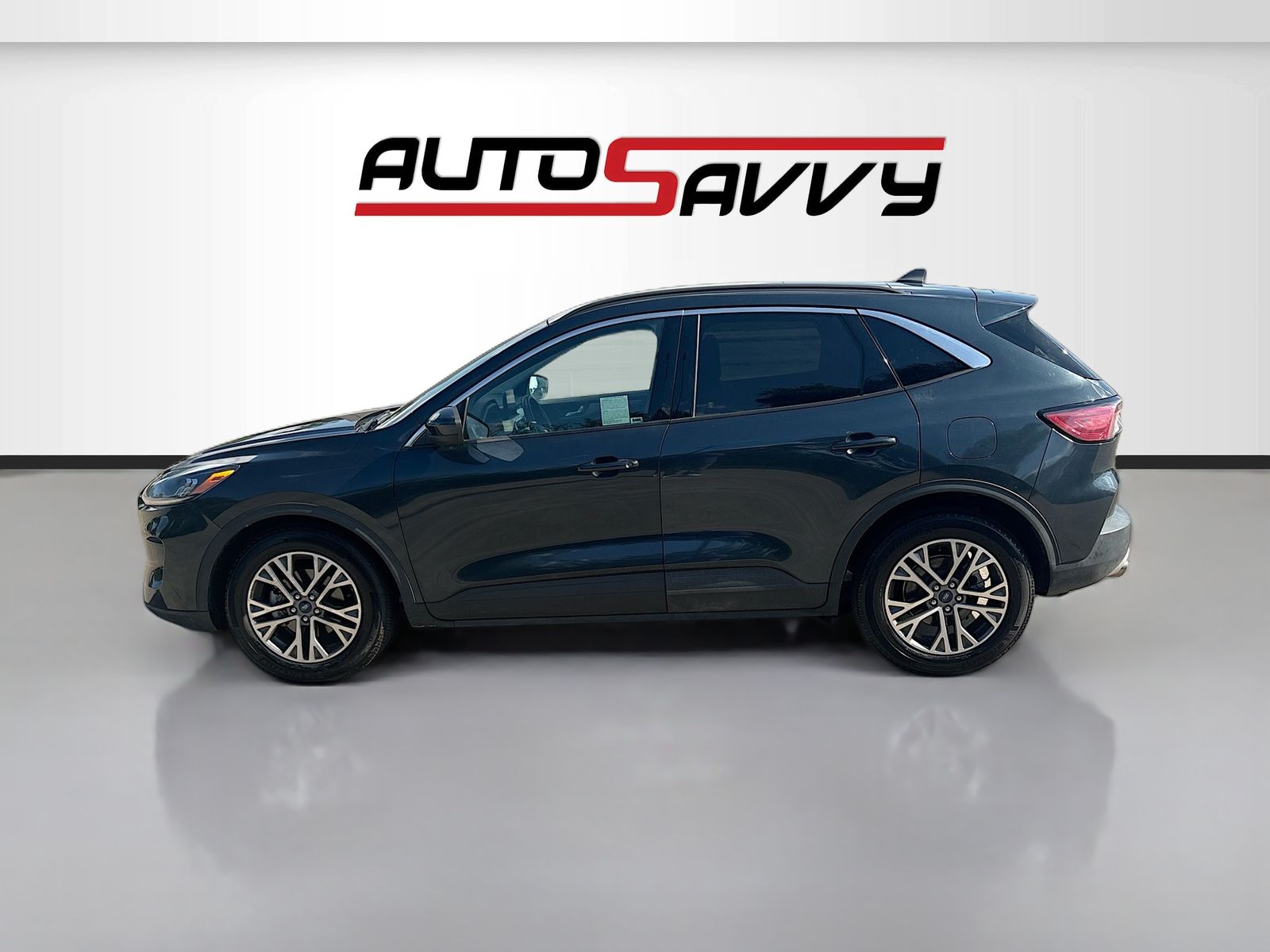 Used 2022 Blue Ford SEL image 4