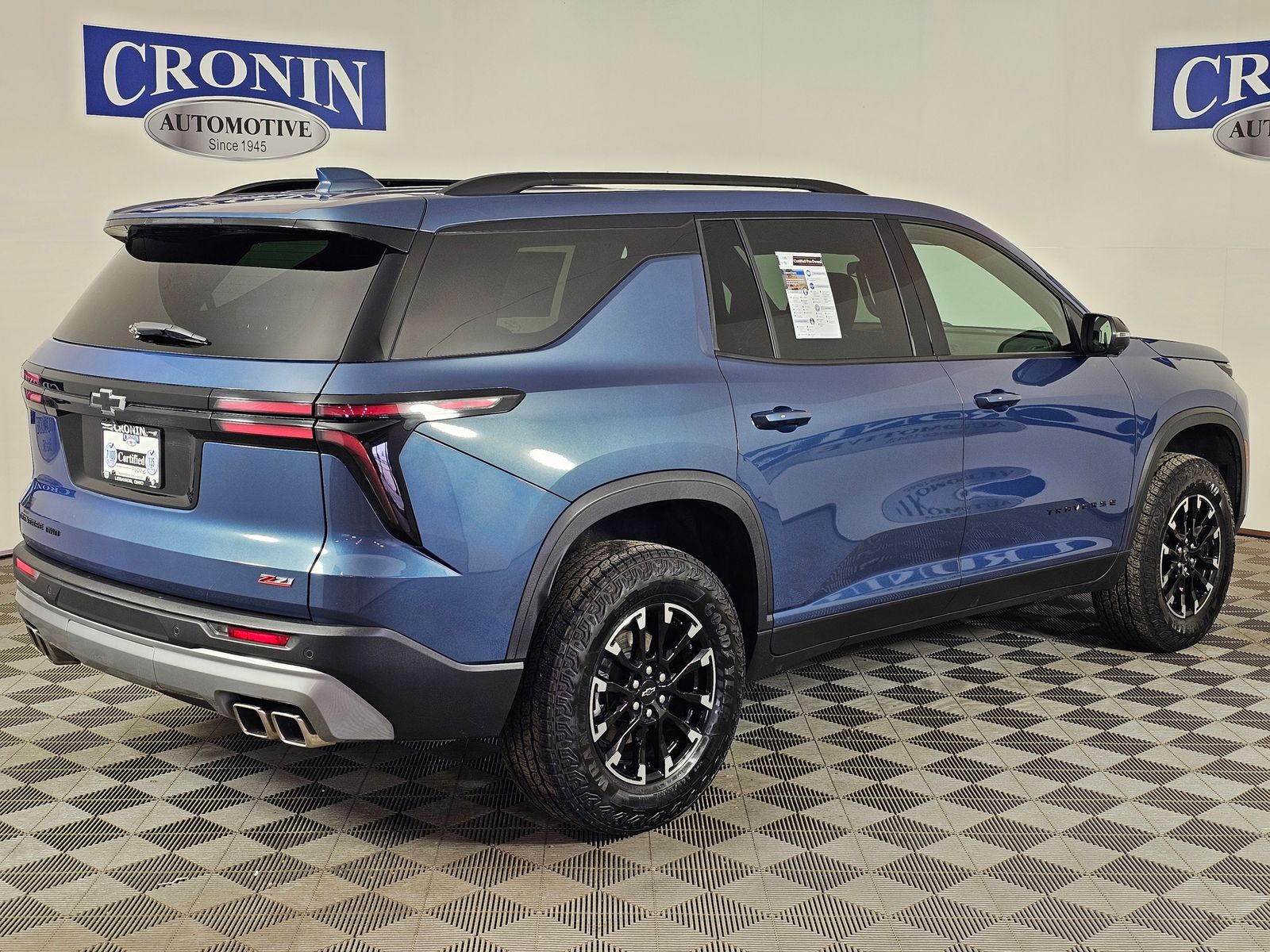 View vehicle photo 5