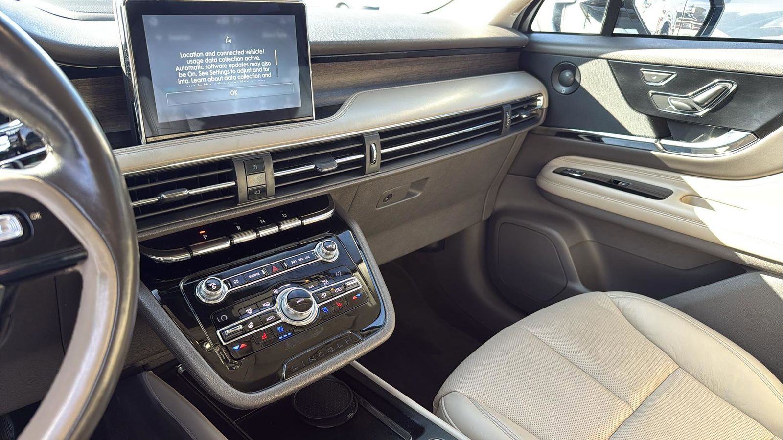 Used Car 2020 Lincoln Corsair  Reserve For Sale Under $30,000 In Austin, Texas