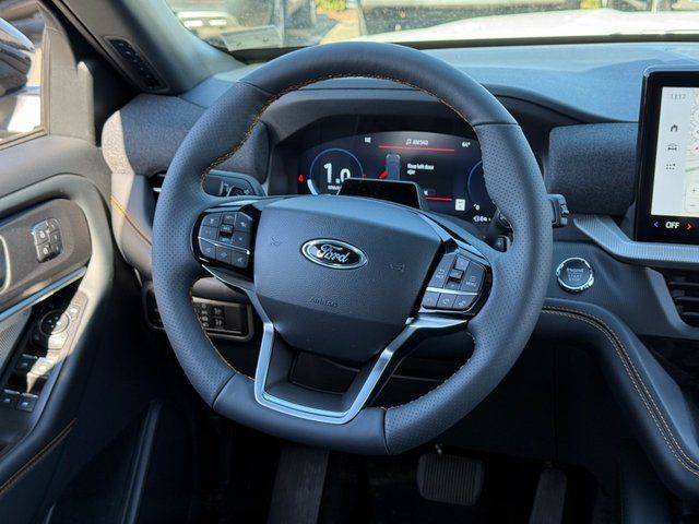 New 2026 Star White Metallic Tri-Coat Ford Tremor image 21