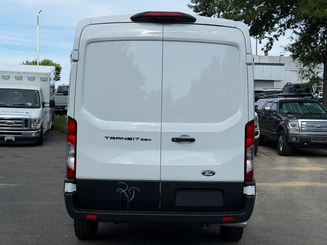 New 2026 Oxford White Ford Base image 5