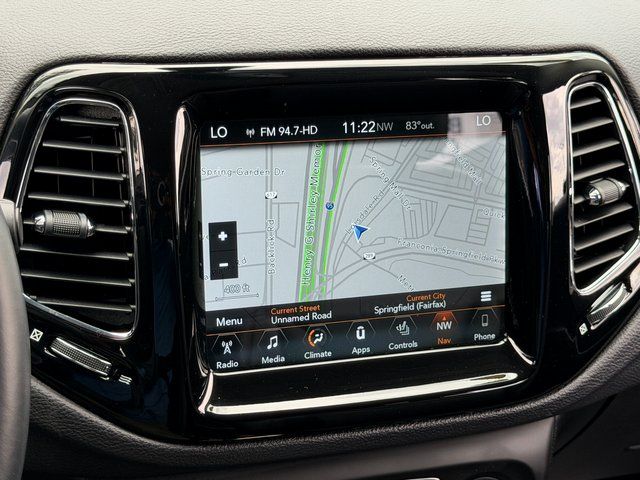 Used 2017 Olive Green Jeep Limited image 5