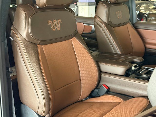 New 2026 Star White Metallic Tri-Coat Ford King Ranch image 8
