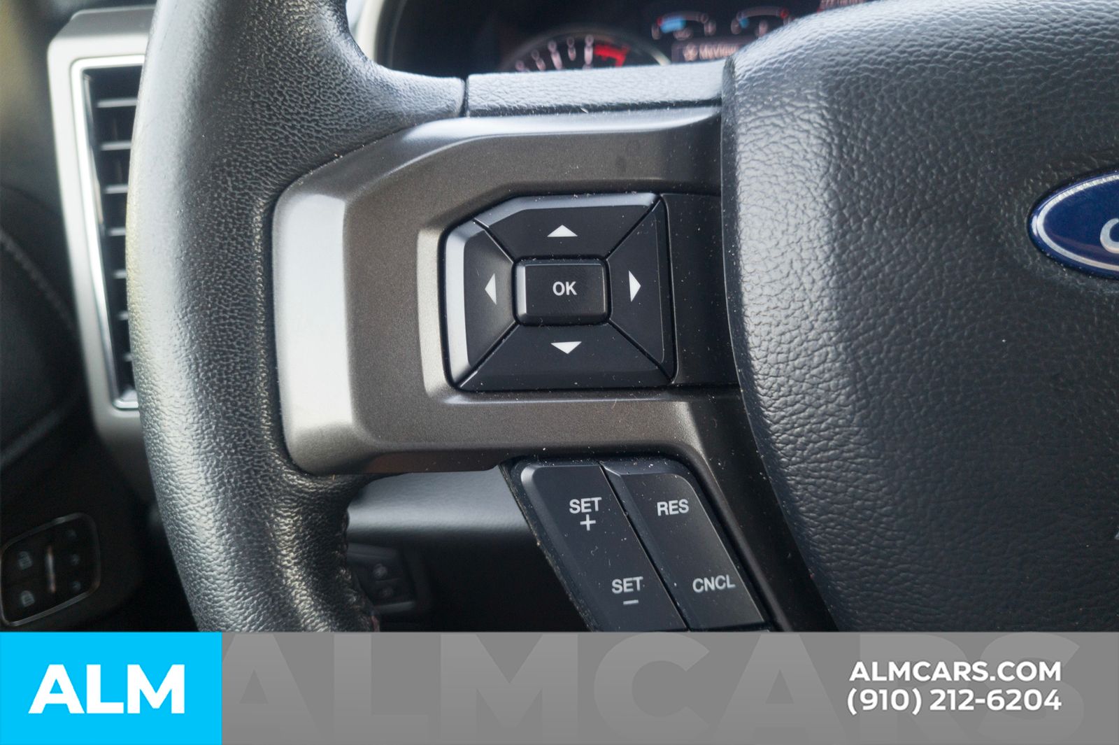 Used 2020 Black Ford XLT image 13