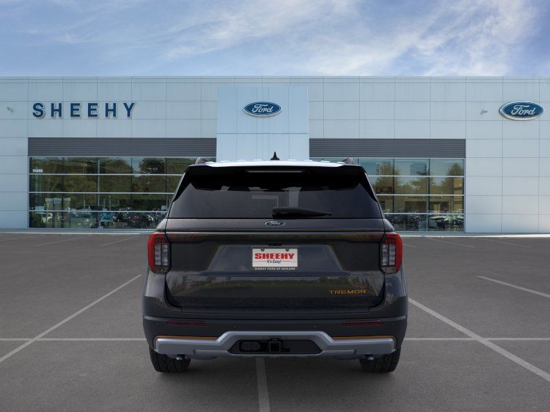 New 2026 Agate Black Metallic Ford Tremor image 7