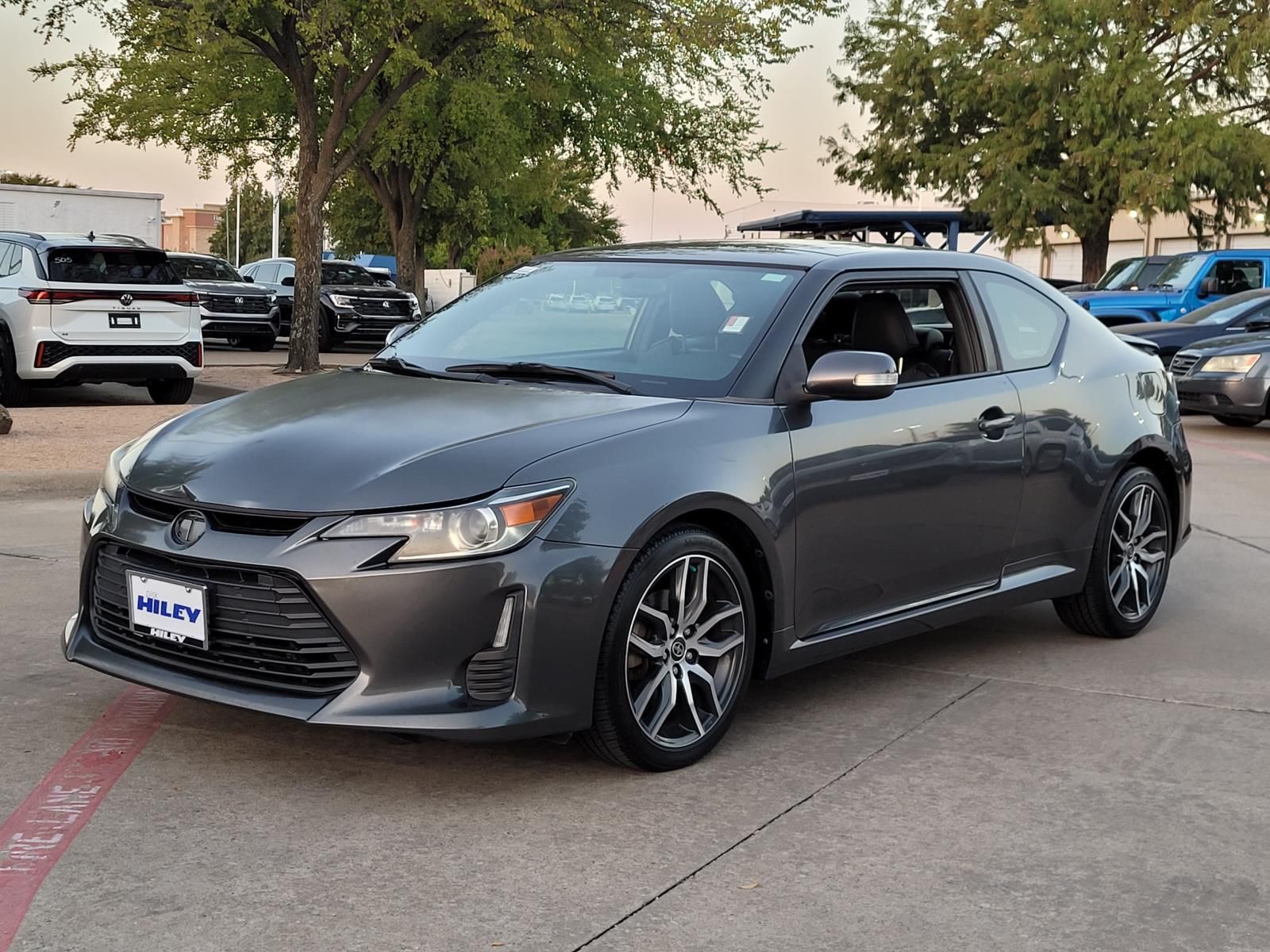 Used 2014 Scion tC  with VIN JTKJF5C7XE3086103 for sale in Arlington, TX