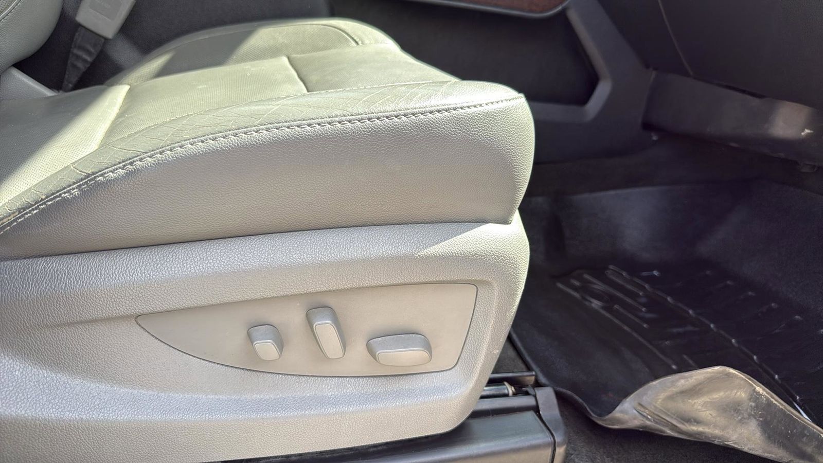 Used Car 2014 Gmc Sierra 1500  Slt For Sale Under $20,000 In Austin, Texas