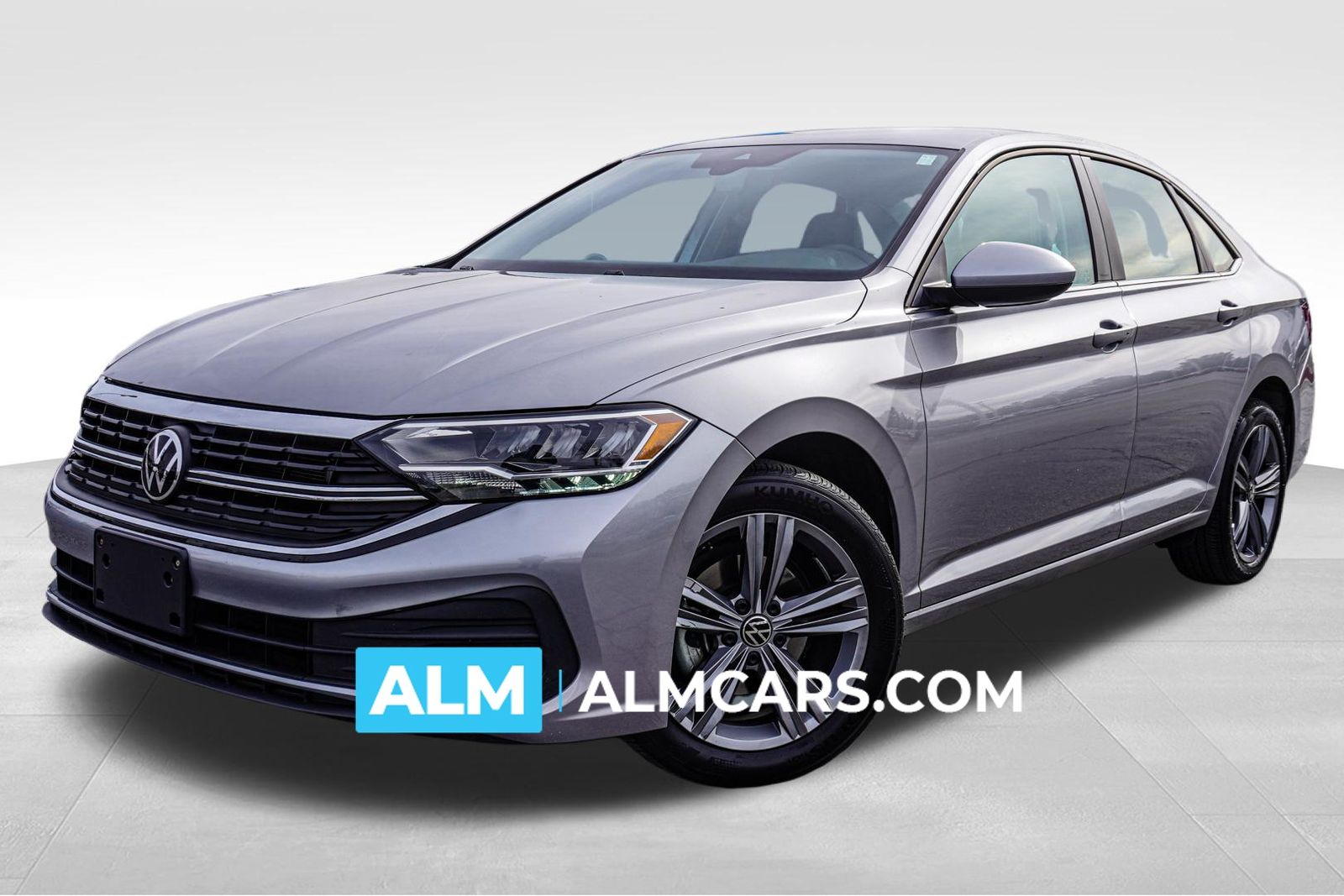 Silver 2024 Volkswagen Jetta SE FWD Sedan Front-Wheel Drive 8-Speed Automatic