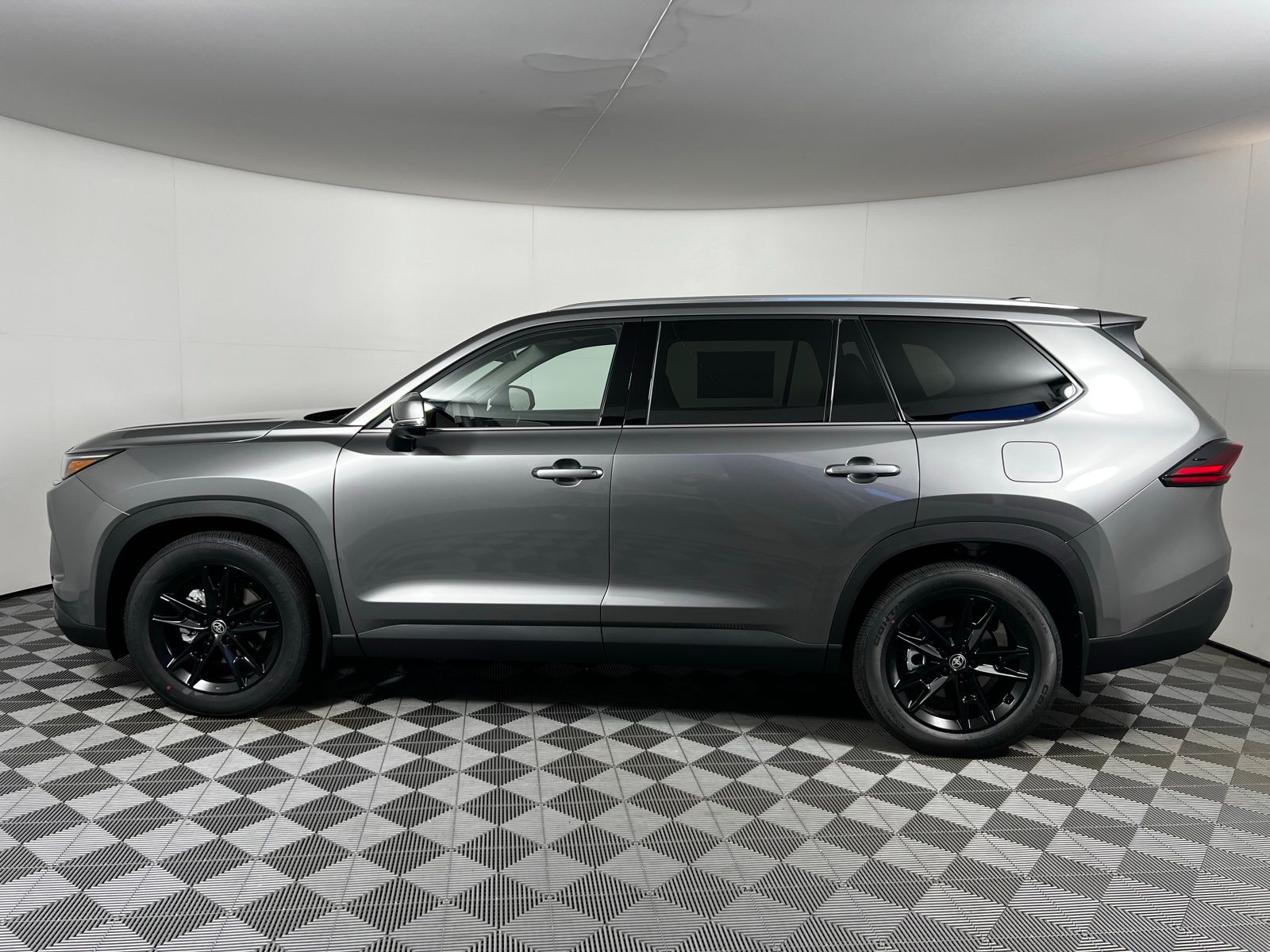 Thumbnail: 2026 Toyota Grand Highlander - 8