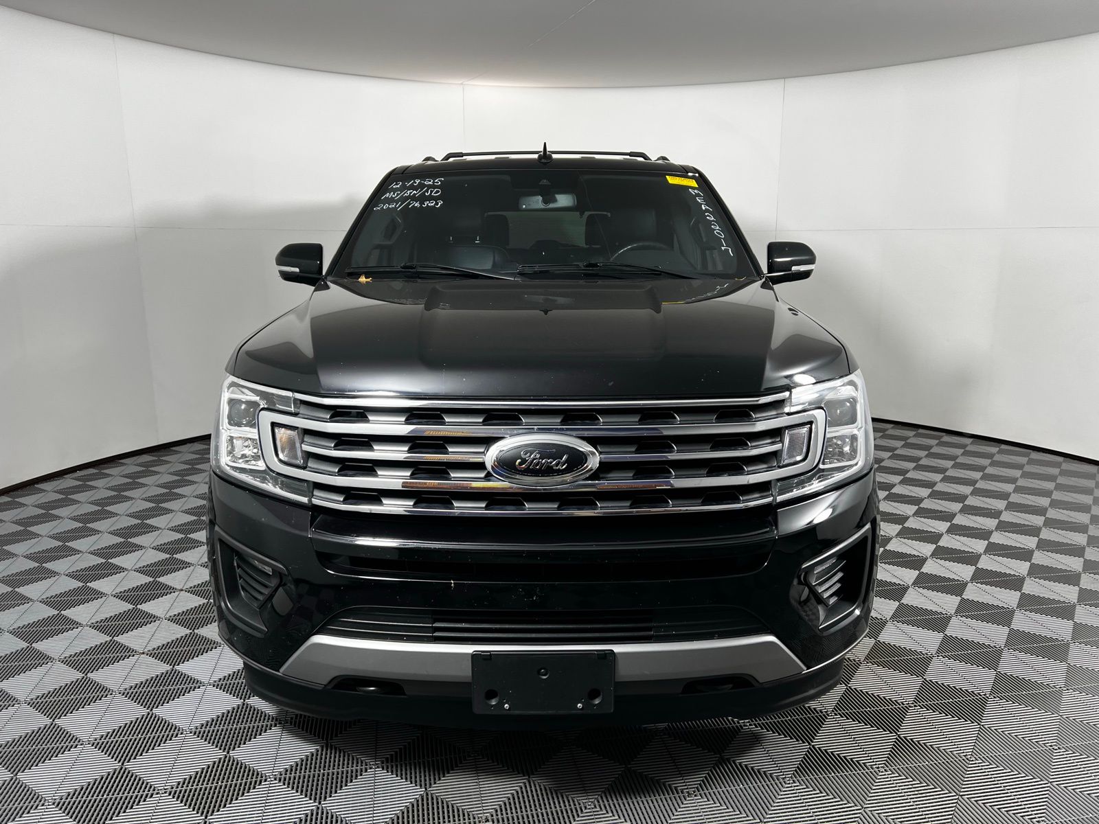Thumbnail: 2021 Ford Expedition - 2