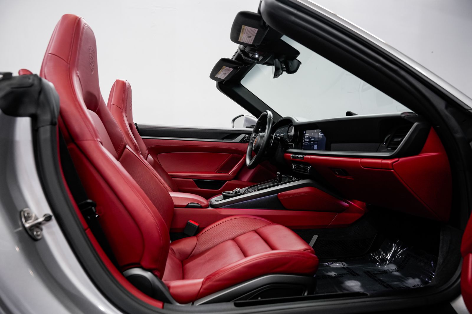 2021 Porsche 911 Carrera 4S — photo 32