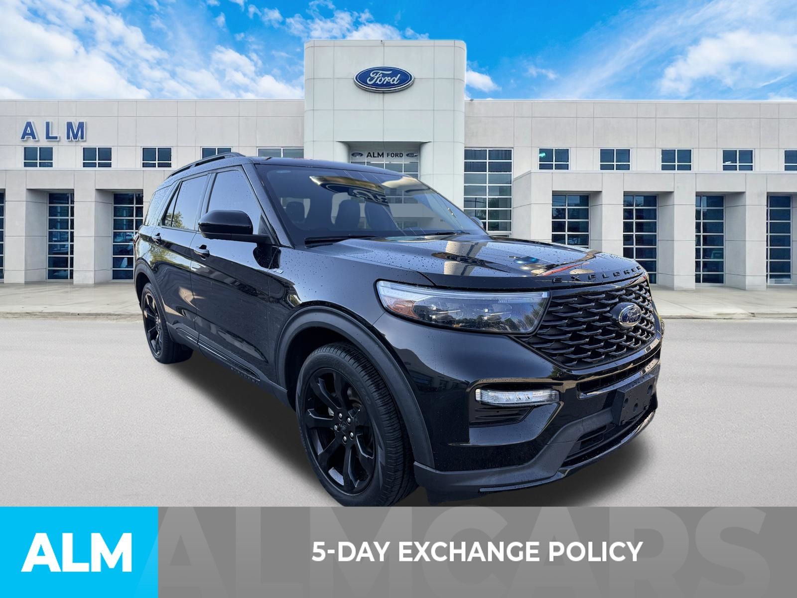 Used 2024 Agate Black Metallic Ford XLT image 3