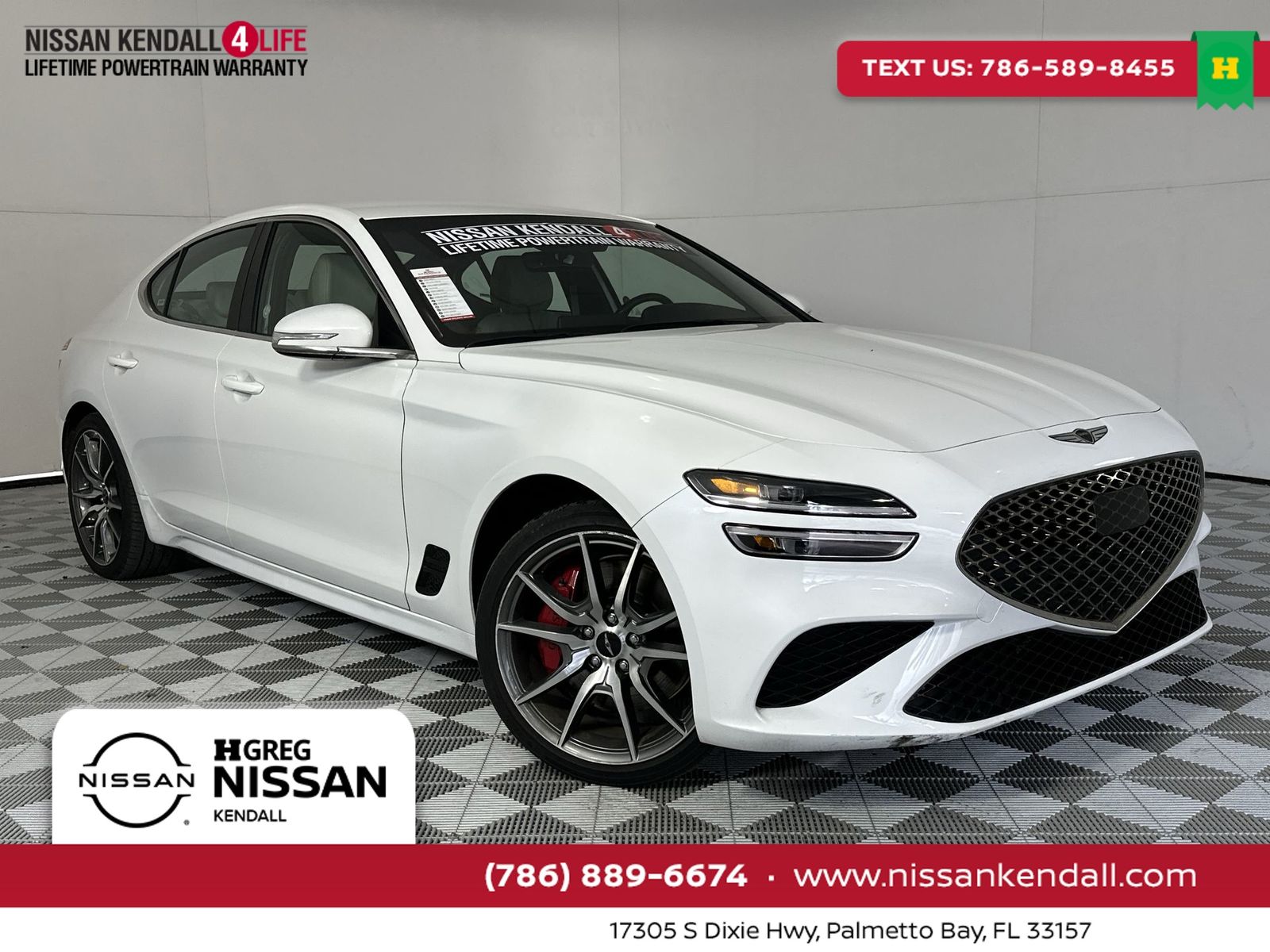 Uyuni White 2025 Genesis G70 2.5T Standard RWD Sedan Rear-Wheel Drive 8-Speed Automatic
