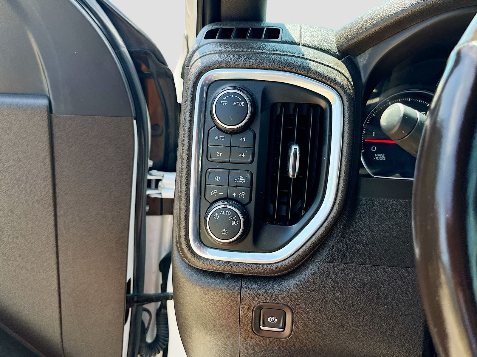 Used 2021 Beige Chevrolet LT Trail Boss image 10