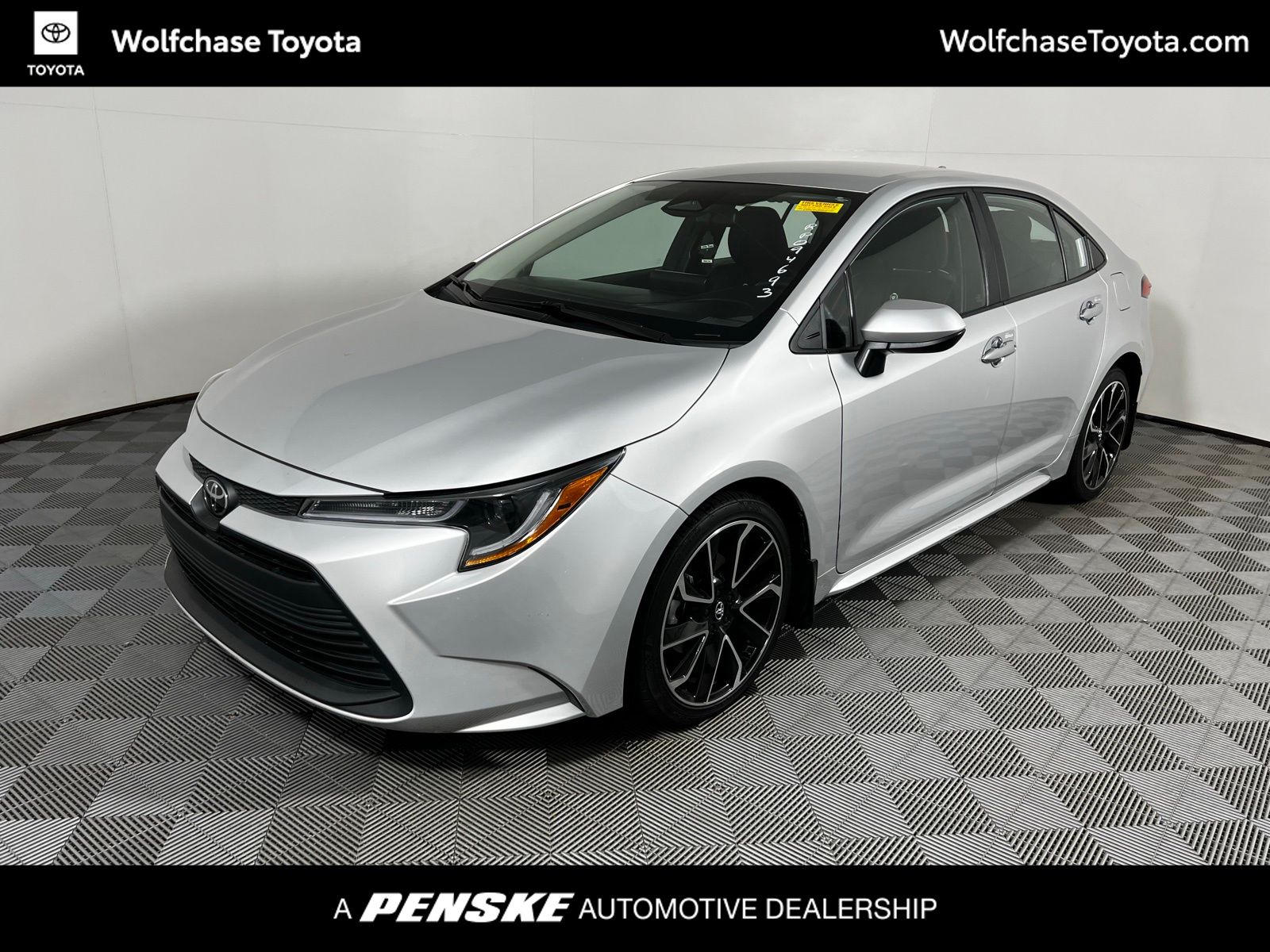 Thumbnail: 2024 Toyota Corolla - 1