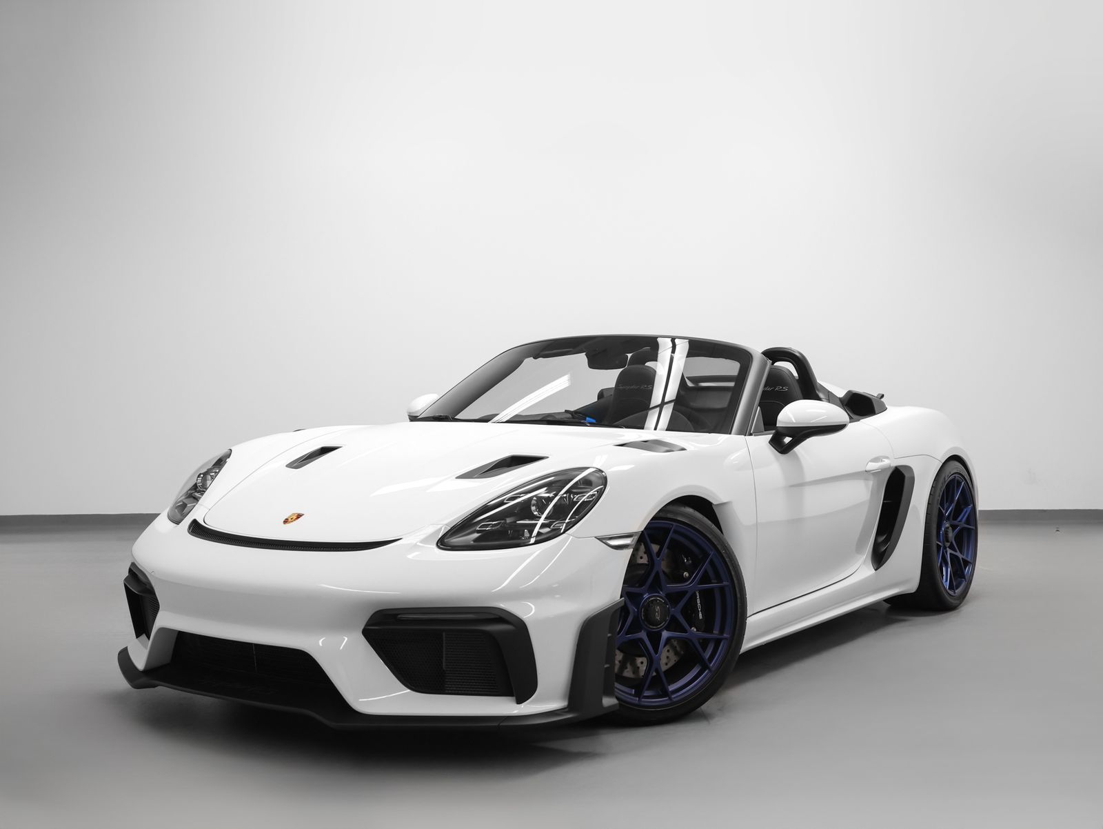 White 2025 Porsche 718 Boxster Convertible Rear-Wheel Drive 7-Speed Automatic