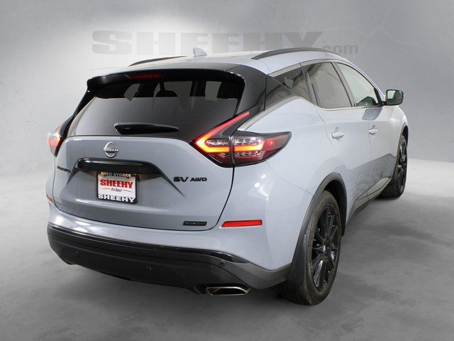 Used 2024 Gray Nissan SV image 5