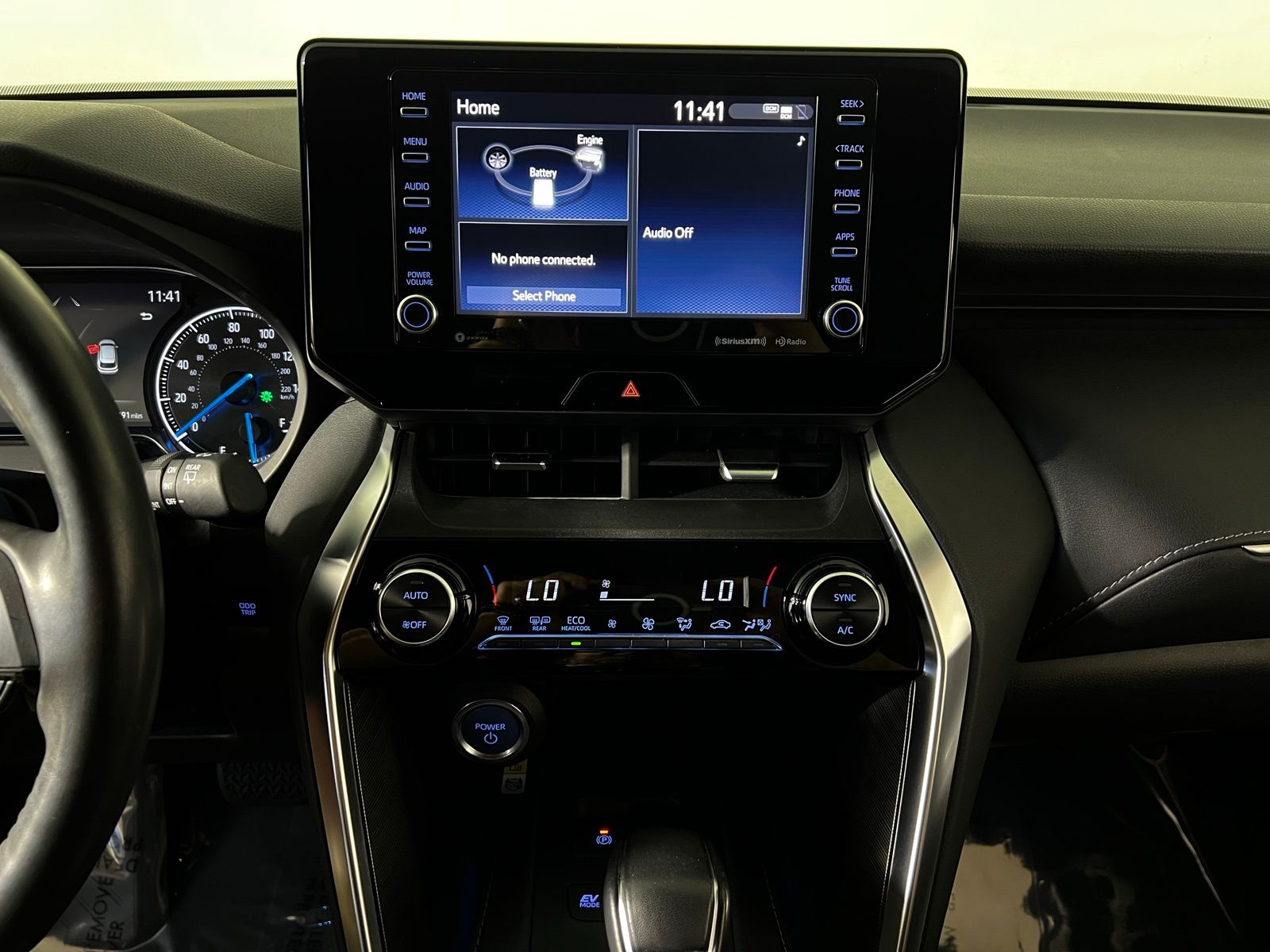 2021 Toyota Venza XLE 19