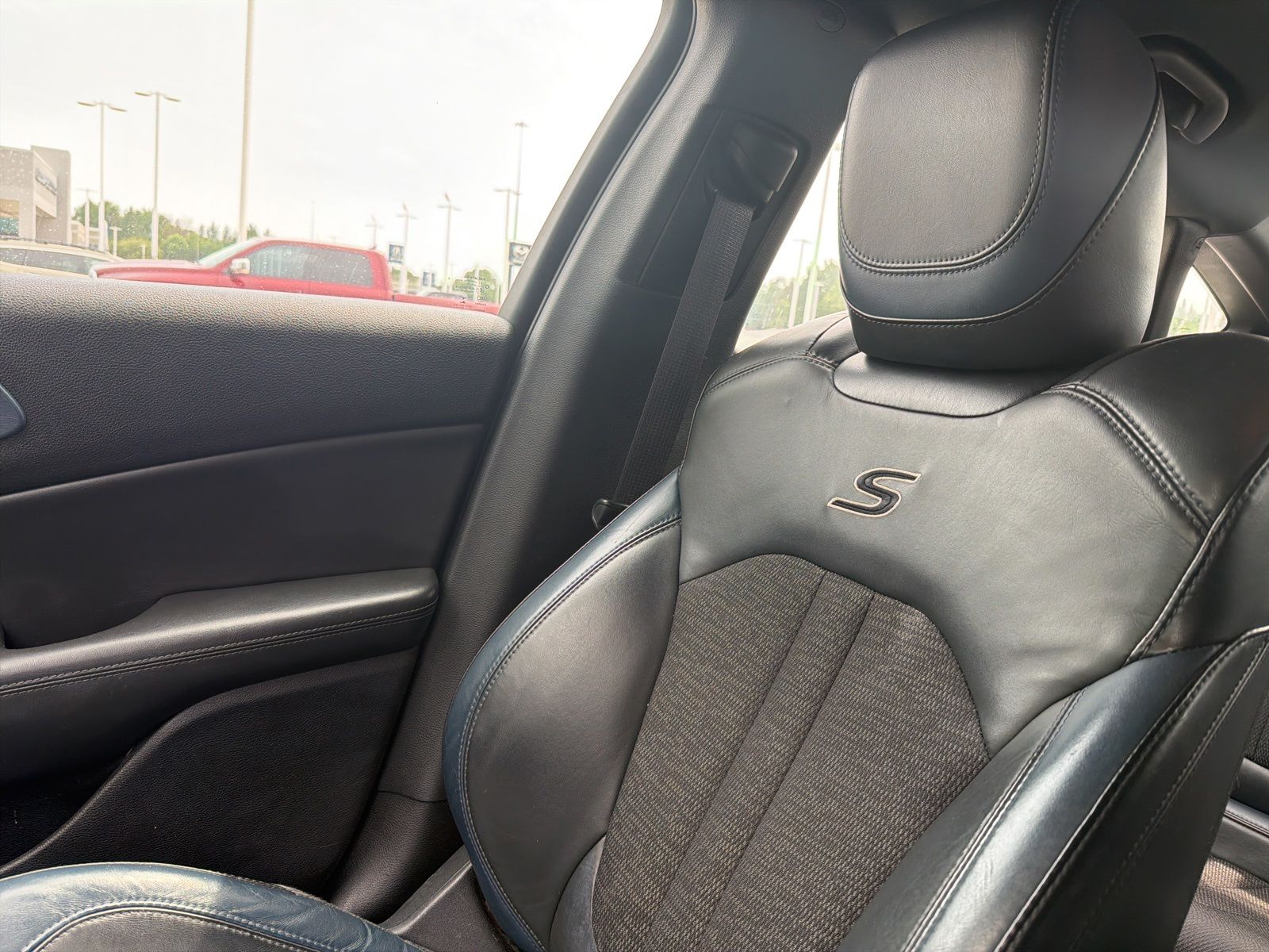 car-gallery-32
