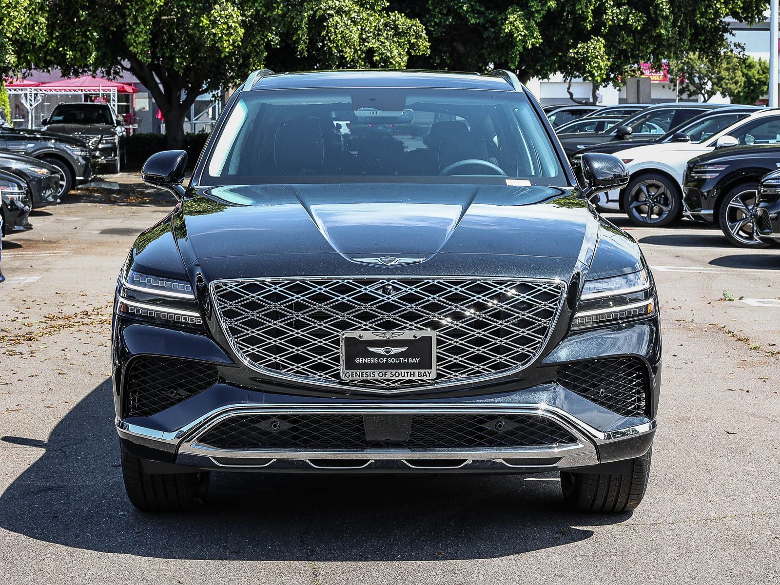 View vehicle photo 2