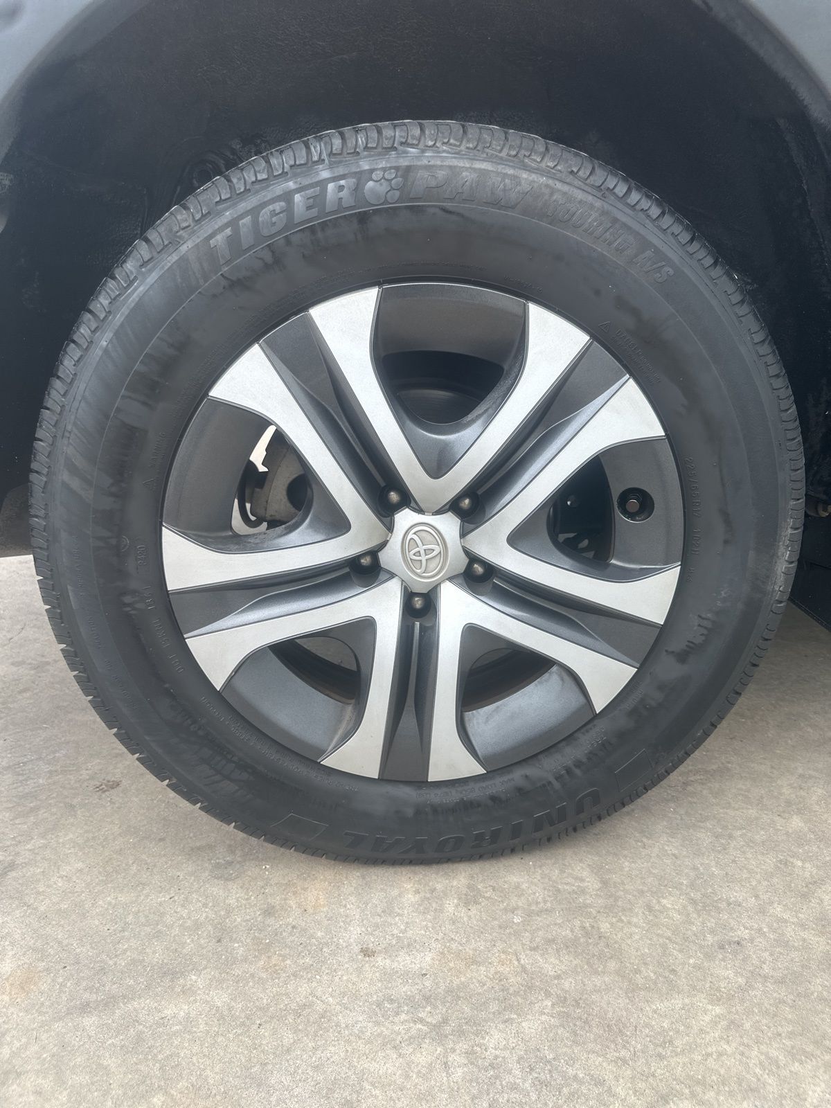 Used Car 2017 Toyota Rav4  Le For Sale Under $20,000 In Austin, Texas