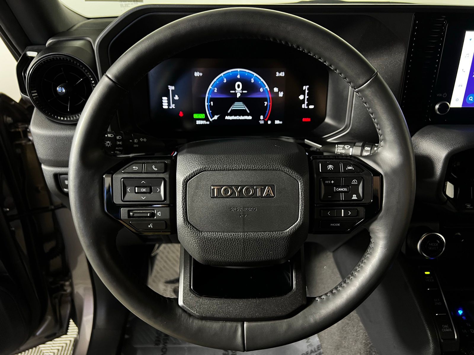 Thumbnail: 2025 Toyota Land Cruiser - 12